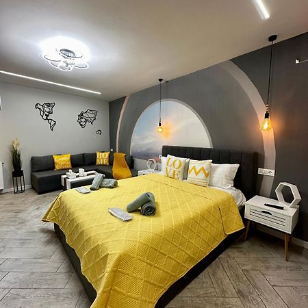 Stay Inn Central Brasov Ap 3 Exterior photo